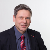 10_Herr_Petzold.jpg