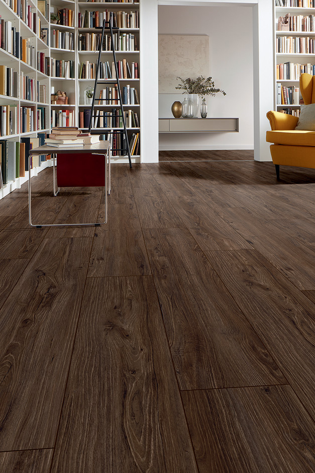 New Floors For The Year 2018 Kronotex Collections Swiss Krono Walnut Mataro D4710 Of The Exquisit Plus Collection